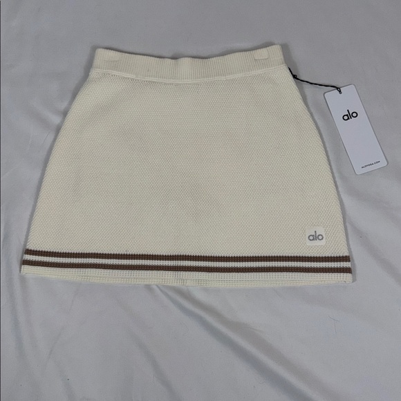 ALO Yoga Cream Mini Skirt with Tan Accents - Picture 3 of 7
